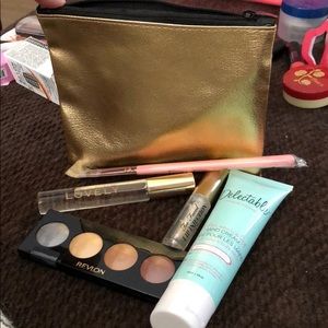 Makeup bag and makeup
